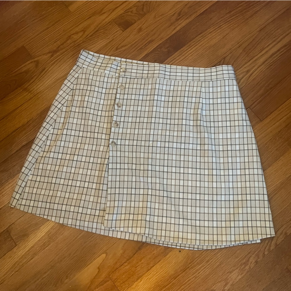 Plus size cream skirt